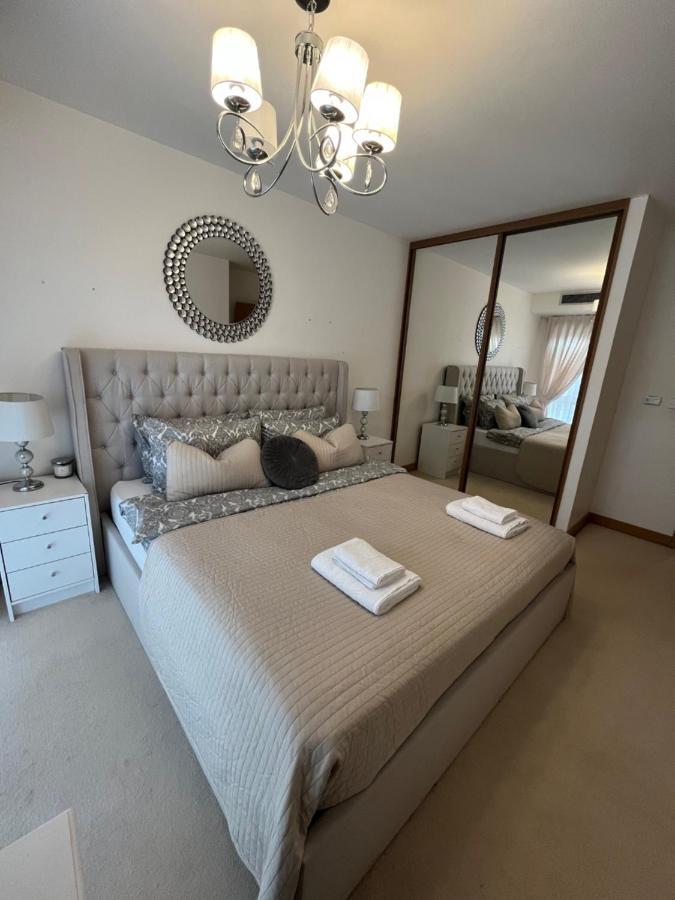 Two Double Bedroom Duplex Flat Londra Exterior foto