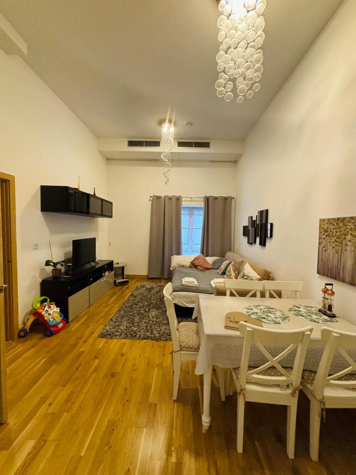Two Double Bedroom Duplex Flat Londra Exterior foto